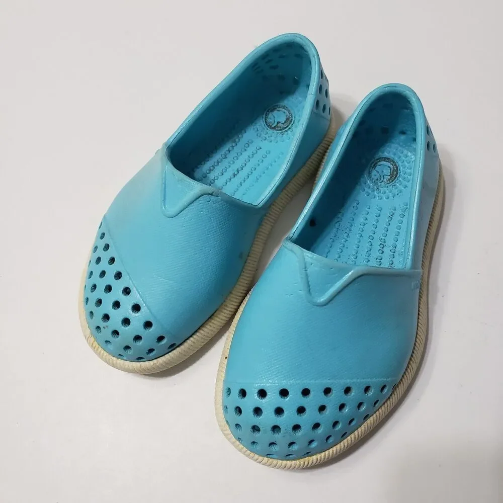 Native Kids Girl 5 Bright Blue Breathable Comfort‎ Shoes Eyelet Details Water